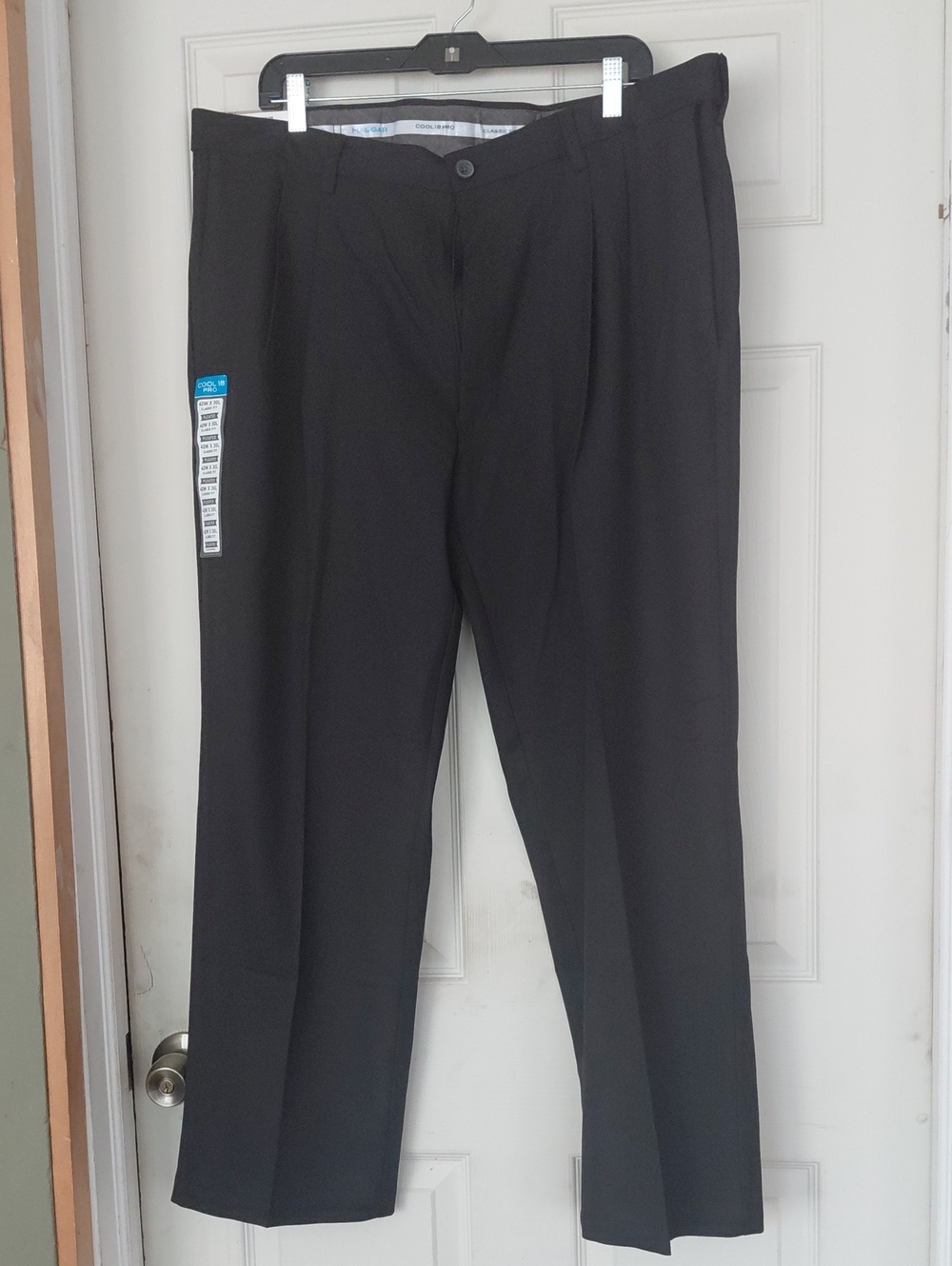 Haggar Cool 18 Pro Men's Classic Pleated Front Black Dress Pants Size 42Wx30L